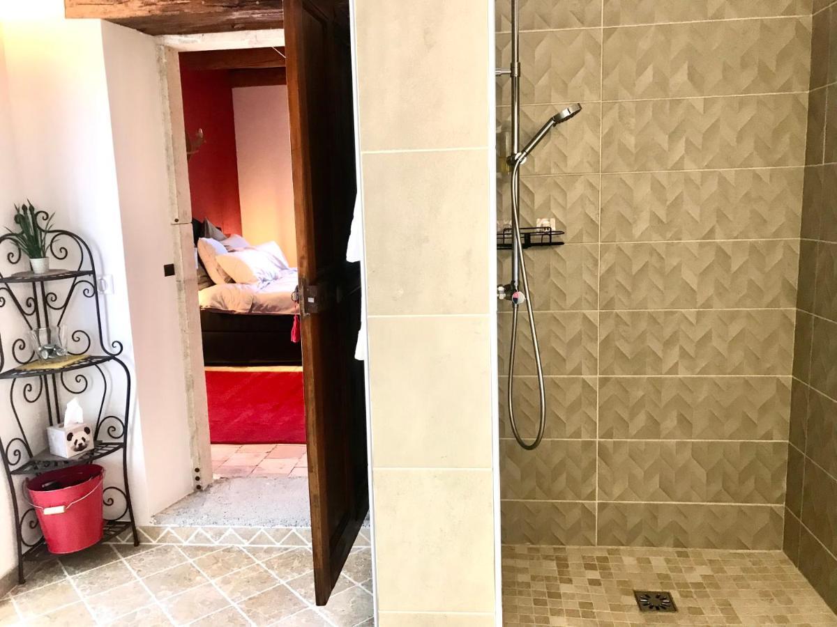 La Bergerie Des Amandiers Chambres Et Table D'Hotes Malataverne Ngoại thất bức ảnh