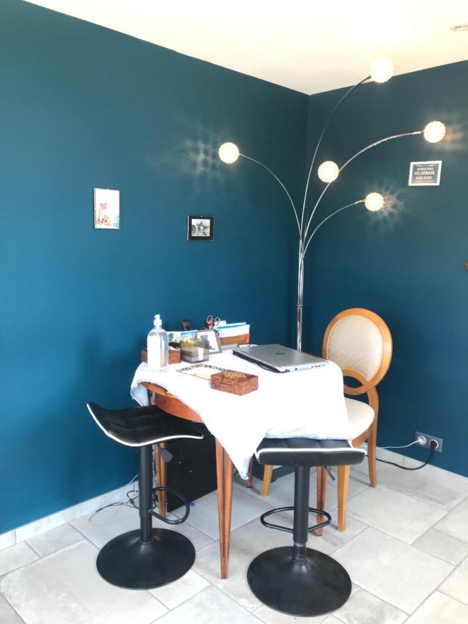 La Bergerie Des Amandiers Chambres Et Table D'Hotes Malataverne Ngoại thất bức ảnh