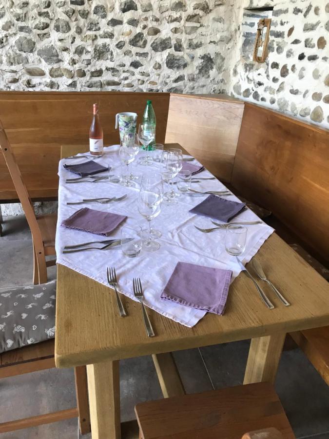 La Bergerie Des Amandiers Chambres Et Table D'Hotes Malataverne Ngoại thất bức ảnh